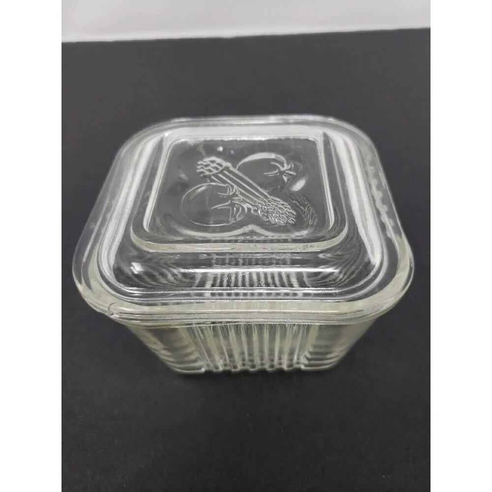 Vintage Federal Glass Refrigerator Bowl Dish Square Embossed Lid 2 small chips